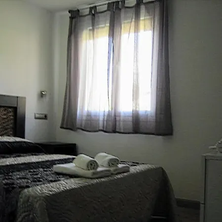 Puerta De Ordesa Garden Apartment *