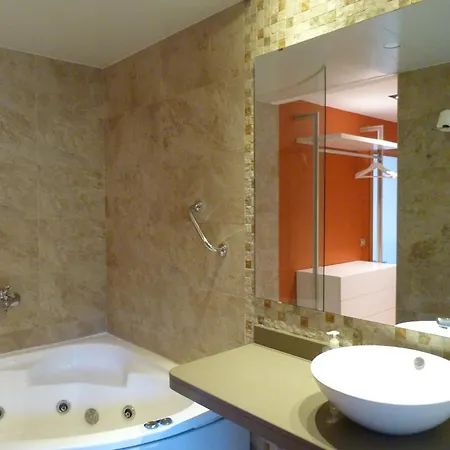 Puerta De Ordesa Garden Apartment Laspuna