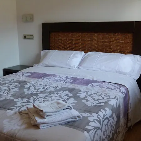 Puerta De Ordesa Garden Apartment *