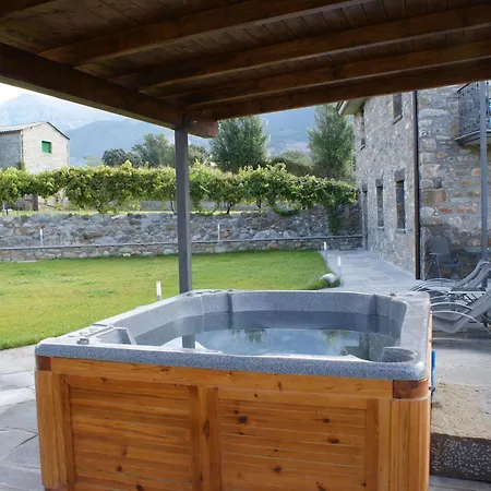 Puerta De Ordesa Garden