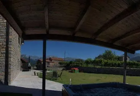 Puerta De Ordesa Garden Apartmán Laspuña