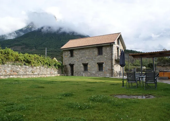 Puerta De Ordesa Garden Laspuña
