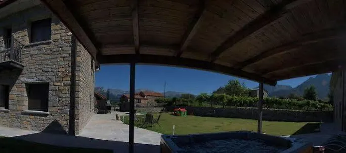 Puerta De Ordesa Garden Apartamento Laspuña